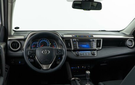 Toyota RAV4, 2014 год, 2 117 444 рублей, 6 фотография