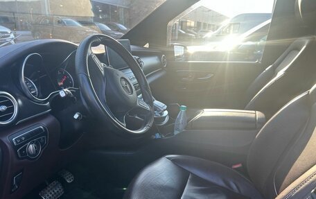 Mercedes-Benz V-Класс, 2017 год, 4 300 000 рублей, 2 фотография