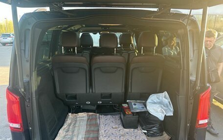 Mercedes-Benz V-Класс, 2017 год, 4 300 000 рублей, 14 фотография