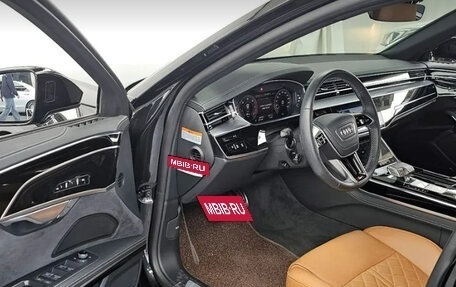 Audi A8, 2023 год, 9 990 000 рублей, 10 фотография