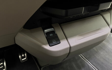 Volkswagen Multivan, 2025 год, 9 950 000 рублей, 21 фотография
