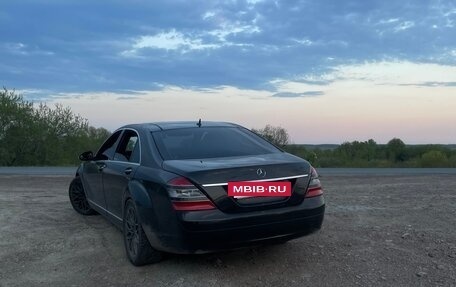 Mercedes-Benz S-Класс, 2006 год, 890 000 рублей, 3 фотография