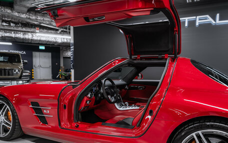 Mercedes-Benz SLS AMG, 2010 год, 31 000 000 рублей, 12 фотография