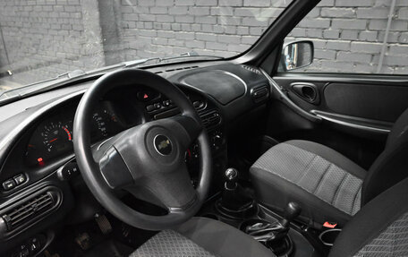 Chevrolet Niva I рестайлинг, 2017 год, 820 000 рублей, 15 фотография
