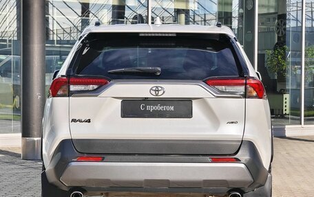 Toyota RAV4, 2020 год, 2 990 000 рублей, 4 фотография