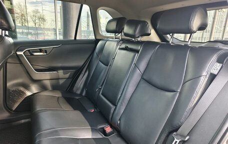 Toyota RAV4, 2020 год, 2 990 000 рублей, 20 фотография