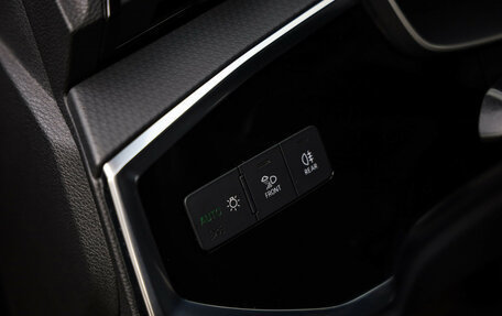 Audi Q3, 2020 год, 3 499 000 рублей, 24 фотография