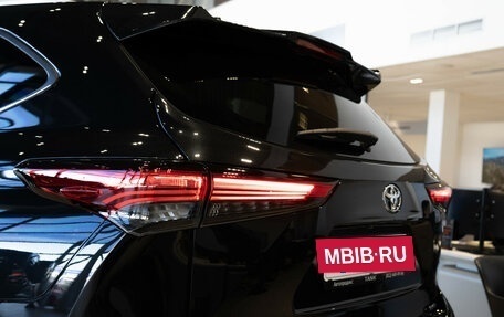 Toyota Highlander, 2025 год, 5 800 000 рублей, 4 фотография