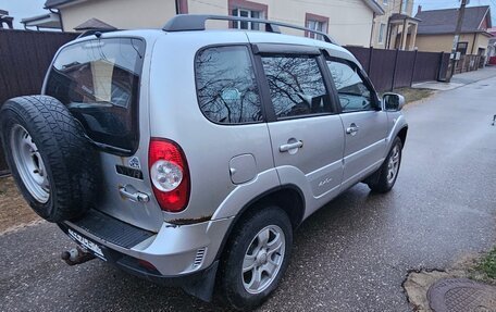 Chevrolet Niva I рестайлинг, 2011 год, 352 000 рублей, 5 фотография