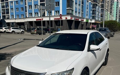 Toyota Camry, 2013 год, 1 760 000 рублей, 2 фотография