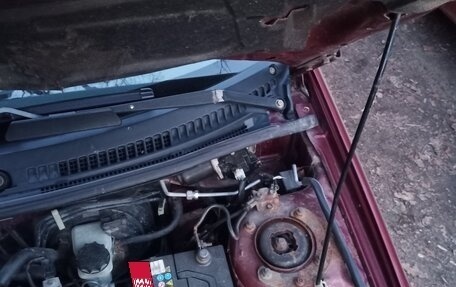 Mazda 323, 2003 год, 130 000 рублей, 7 фотография