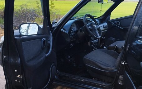 Chevrolet Niva I рестайлинг, 2010 год, 450 000 рублей, 5 фотография