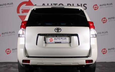Toyota Land Cruiser Prado 150 рестайлинг 2, 2013 год, 3 070 000 рублей, 4 фотография