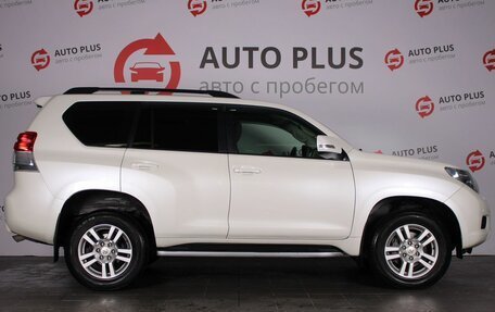 Toyota Land Cruiser Prado 150 рестайлинг 2, 2013 год, 3 070 000 рублей, 6 фотография
