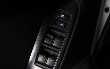 Toyota Land Cruiser Prado 150 рестайлинг 2, 2013 год, 3 070 000 рублей, 17 фотография