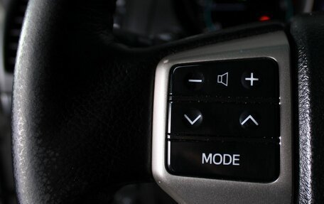 Toyota Land Cruiser Prado 150 рестайлинг 2, 2013 год, 3 070 000 рублей, 14 фотография