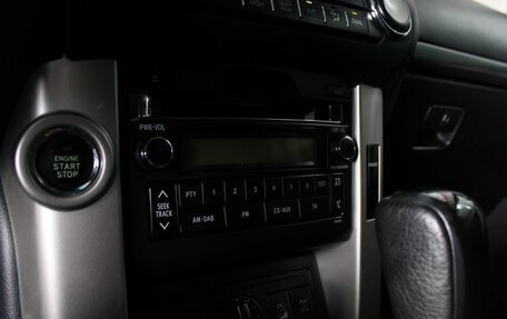 Toyota Land Cruiser Prado 150 рестайлинг 2, 2013 год, 3 070 000 рублей, 20 фотография