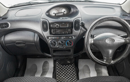 Toyota FunCargo, 2003 год, 329 000 рублей, 8 фотография