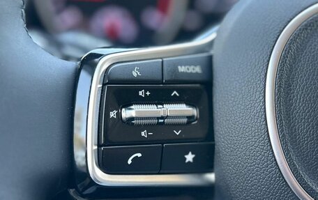 KIA Carnival, 2021 год, 3 330 000 рублей, 17 фотография
