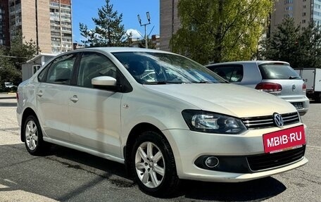 Volkswagen Polo VI (EU Market), 2013 год, 790 000 рублей, 2 фотография