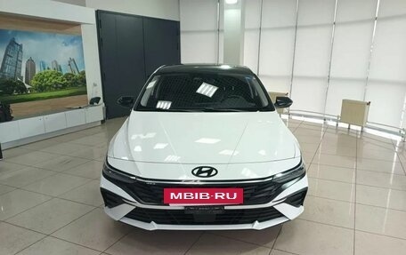 Hyundai Elantra, 2024 год, 2 165 000 рублей, 2 фотография