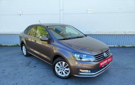 Volkswagen Polo VI (EU Market), 2016 год, 1 015 000 рублей, 3 фотография