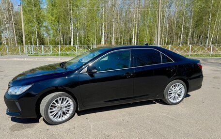 Toyota Camry, 2018 год, 2 130 000 рублей, 14 фотография