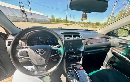 Toyota Camry, 2018 год, 2 130 000 рублей, 3 фотография