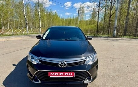 Toyota Camry, 2018 год, 2 130 000 рублей, 2 фотография