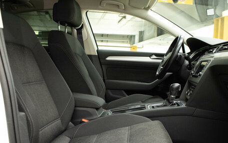 Volkswagen Passat B8 рестайлинг, 2016 год, 1 849 000 рублей, 12 фотография