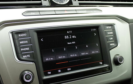 Volkswagen Passat B8 рестайлинг, 2016 год, 1 849 000 рублей, 21 фотография