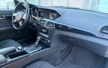 Mercedes-Benz C-Класс, 2011 год, 1 170 000 рублей, 18 фотография