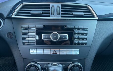 Mercedes-Benz C-Класс, 2011 год, 1 170 000 рублей, 22 фотография
