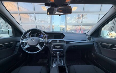 Mercedes-Benz C-Класс, 2011 год, 1 170 000 рублей, 12 фотография