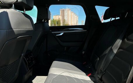 Volkswagen Touareg III, 2020 год, 4 865 700 рублей, 13 фотография