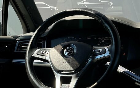 Volkswagen Touareg III, 2020 год, 4 865 700 рублей, 26 фотография