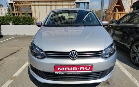 Volkswagen Polo VI (EU Market), 2012 год, 800 000 рублей, 1 фотография