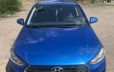 Hyundai Solaris II рестайлинг, 2017 год, 1 300 000 рублей, 1 фотография