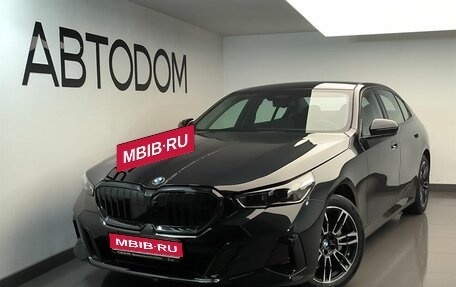 BMW 5 серия, 2025 год, 8 930 000 рублей, 1 фотография