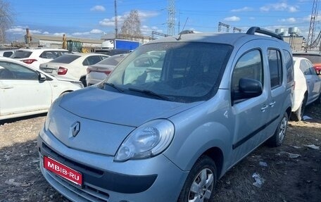 Renault Kangoo II рестайлинг, 2013 год, 593 291 рублей, 1 фотография