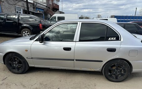 Hyundai Accent II, 2003 год, 200 000 рублей, 3 фотография