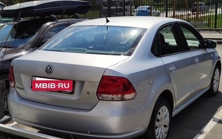 Volkswagen Polo VI (EU Market), 2012 год, 800 000 рублей, 4 фотография