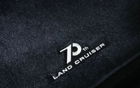 Toyota Land Cruiser, 2021 год, 10 990 000 рублей, 20 фотография