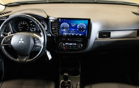 Mitsubishi Outlander III рестайлинг 3, 2013 год, 1 279 000 рублей, 5 фотография