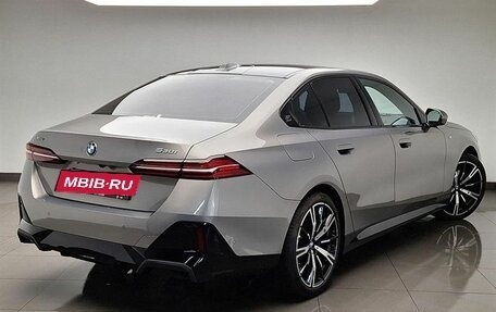 BMW 5 серия, 2025 год, 9 555 000 рублей, 3 фотография