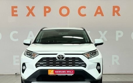 Toyota RAV4, 2020 год, 4 350 000 рублей, 2 фотография