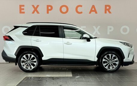 Toyota RAV4, 2020 год, 4 350 000 рублей, 4 фотография