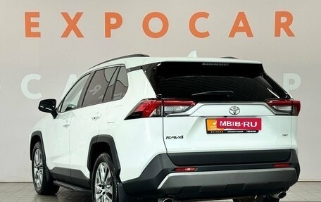 Toyota RAV4, 2020 год, 4 350 000 рублей, 7 фотография