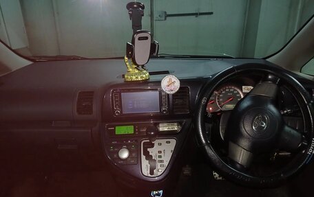 Toyota Wish II, 2007 год, 1 700 000 рублей, 8 фотография