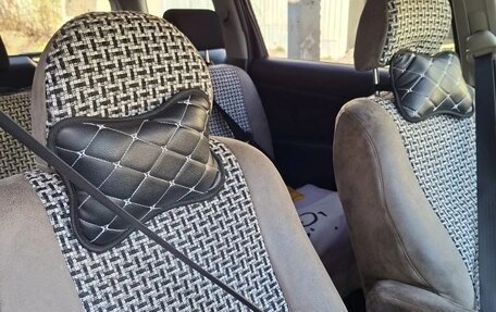 Toyota Wish II, 2007 год, 1 700 000 рублей, 7 фотография